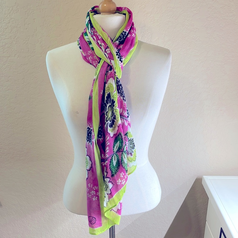 Vera Bradley oblong scarf